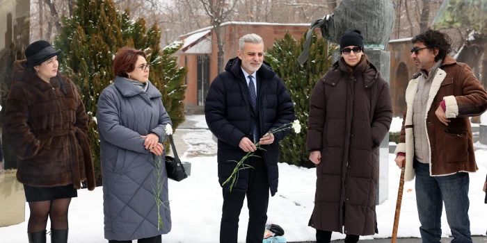 Ժամանակակից մեծագույն տենոր, հայ անվանի օպերային երգիչ Գեղամ...