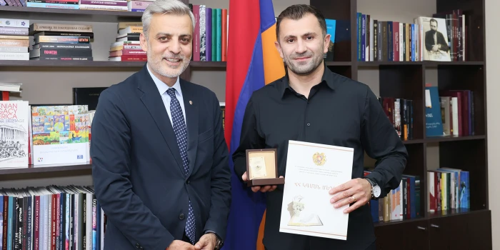 Երաժշտարվեստի ոլորտում ունեցած ավանդի համար Կարինե Հովհաննիս...