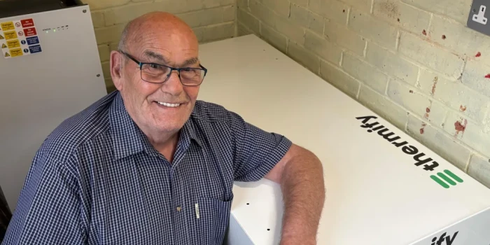 Տվյալների կենտրոնը շինությունում. ընտանիքը ջեռուցման համար ա...