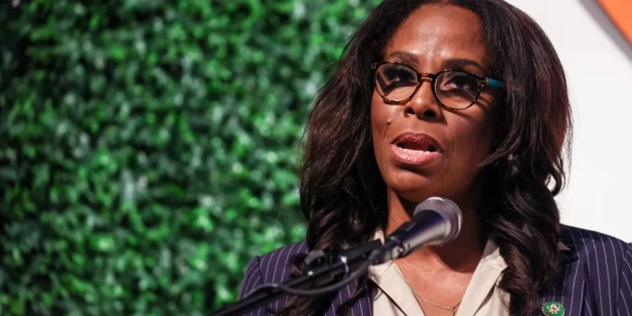 Ինչու՞ հարուստներն ու հզորներն անկարող էին մերժել Էպշտայնին