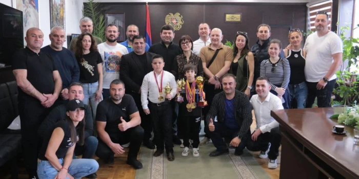 Օլիմպիական չեմպիոն Արմեն Նազարյանի և բուլղարական պատվիրակութ...