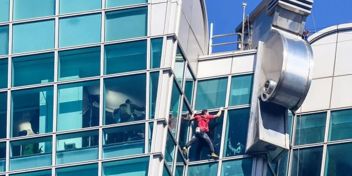 Ալեքս Հոնոլդը առանց ապահովագրման սանձակապ սանձել է Թայվանի 1...