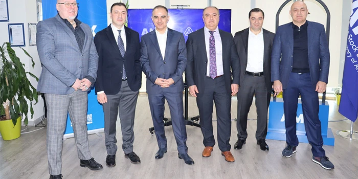 Արմլիզինգի պարտատոմսերը՝ բորսայում. տեղաբաշխողը Կոնվերս Բանկ...