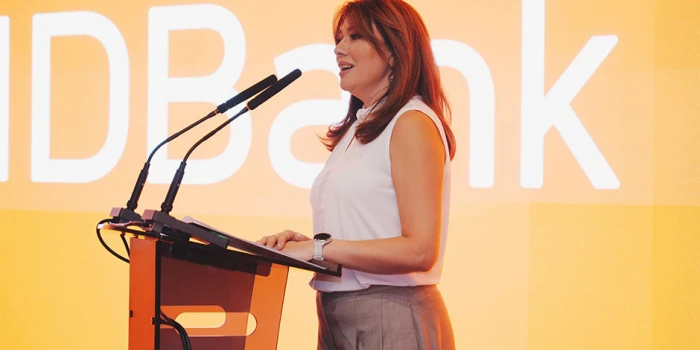 «Մի դրամի ուժը». 5 տարի եւ հարյուրավոր փոխված կյանքեր .banks...