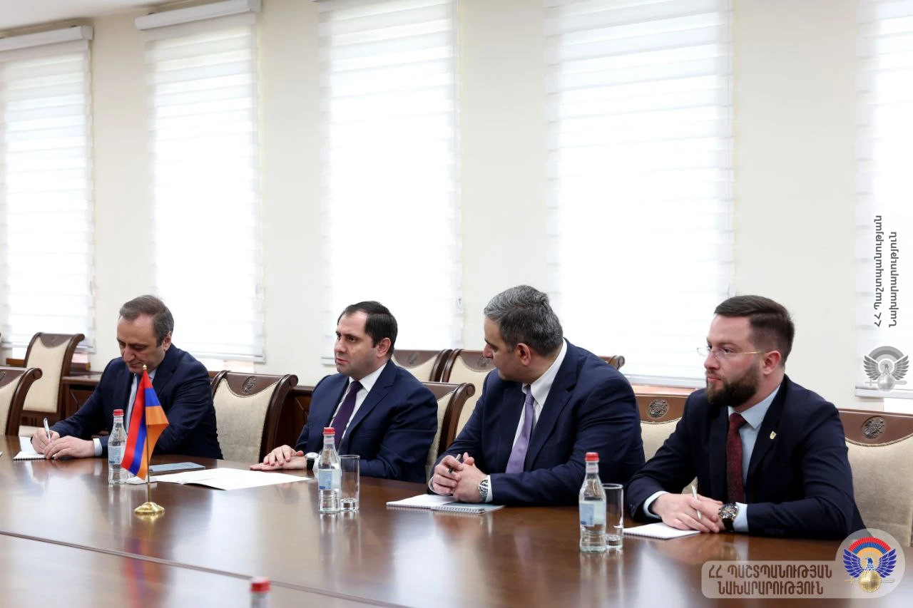 🎥 Սուրեն Պապիկյանն ընդունել է ՀՀ-ում ԱՄՆ արտակարգ և լիազոր...